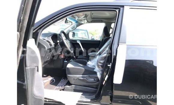 Acheter Import Voiture Toyota Prado Noir à Import - Dubai, Namibie Acheter Import Voiture Toyota Prado Noir à Import - Dubai, Namibie