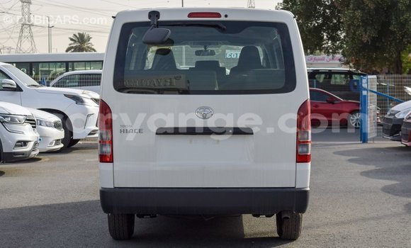 Buy Import Toyota 4Runner White Car in Import - Dubai in Namibia Buy Import Toyota 4Runner White Car in Import - Dubai in Namibia