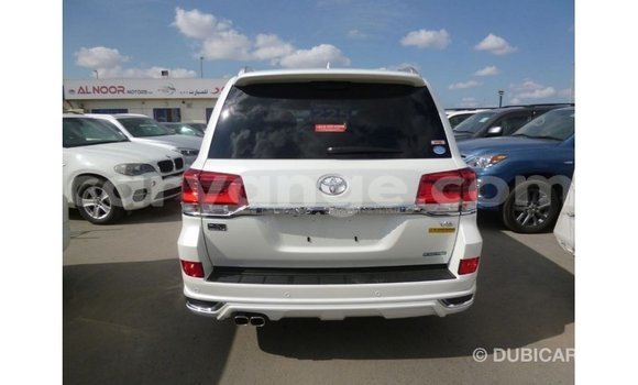 Buy Import Toyota Land Cruiser White Car in Import - Dubai in Namibia Buy Import Toyota Land Cruiser White Car in Import - Dubai in Namibia