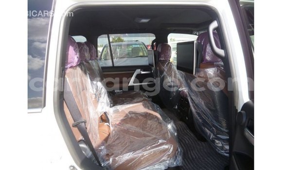 Buy Import Toyota Land Cruiser White Car in Import - Dubai in Namibia Buy Import Toyota Land Cruiser White Car in Import - Dubai in Namibia