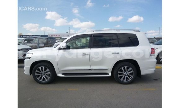 Buy Import Toyota Land Cruiser White Car in Import - Dubai in Namibia Buy Import Toyota Land Cruiser White Car in Import - Dubai in Namibia