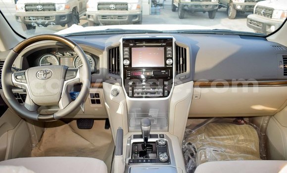 Buy Import Toyota Land Cruiser White Car in Import - Dubai in Namibia Buy Import Toyota Land Cruiser White Car in Import - Dubai in Namibia