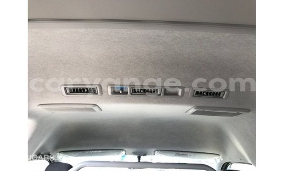 Acheter Import Voiture Toyota 4Runner Blanc à Import - Dubai, Namibie Acheter Import Voiture Toyota 4Runner Blanc à Import - Dubai, Namibie