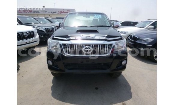 Acheter Import Voiture Toyota Hilux Noir à Import - Dubai, Namibie Acheter Import Voiture Toyota Hilux Noir à Import - Dubai, Namibie