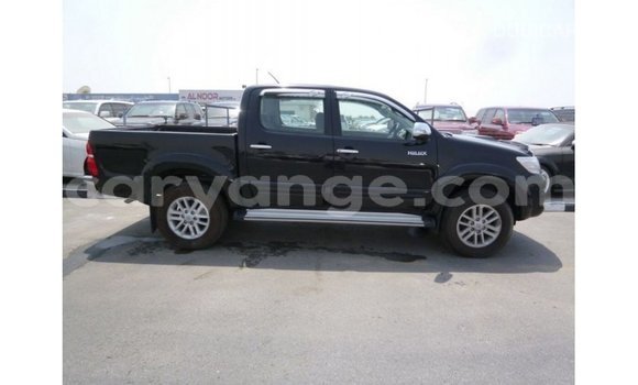 Acheter Import Voiture Toyota Hilux Noir à Import - Dubai, Namibie Acheter Import Voiture Toyota Hilux Noir à Import - Dubai, Namibie