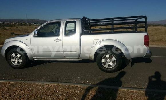 Buy Used Nissan Navara Silver Car in Windhoek in Namibia Buy Used Nissan Navara Silver Car in Windhoek in Namibia