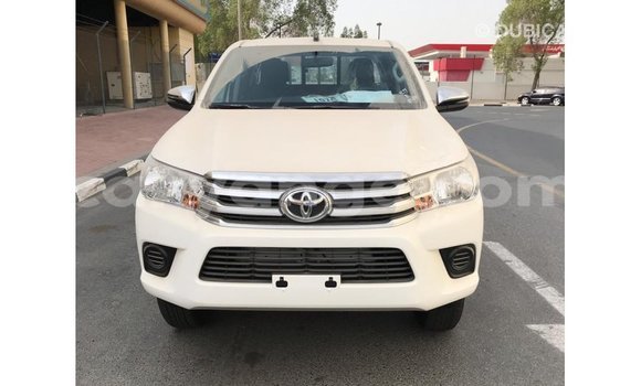 Acheter Import Voiture Toyota Hilux Blanc à Import - Dubai, Namibie Acheter Import Voiture Toyota Hilux Blanc à Import - Dubai, Namibie