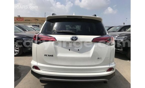 Buy Import Toyota 4Runner White Car in Import - Dubai in Namibia Buy Import Toyota 4Runner White Car in Import - Dubai in Namibia