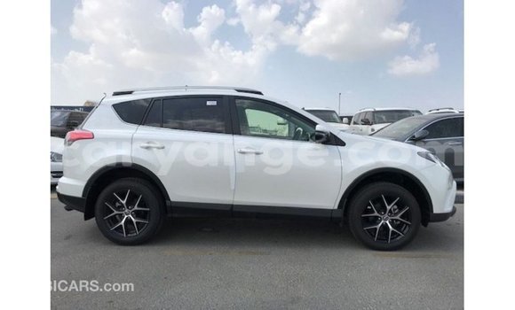 Buy Import Toyota 4Runner White Car in Import - Dubai in Namibia Buy Import Toyota 4Runner White Car in Import - Dubai in Namibia