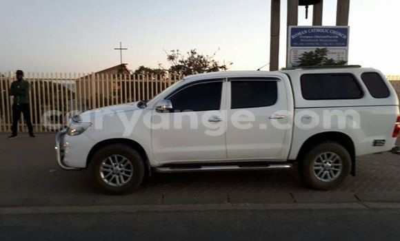 Buy Used Toyota Hilux White Car in Windhoek in Namibia Buy Used Toyota Hilux White Car in Windhoek in Namibia