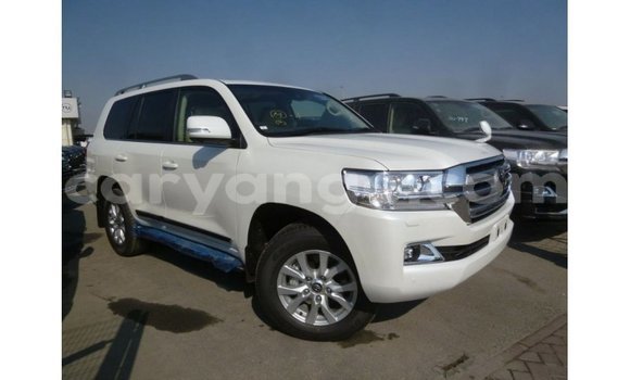 Buy Import Toyota Land Cruiser White Car in Import - Dubai in Namibia Buy Import Toyota Land Cruiser White Car in Import - Dubai in Namibia