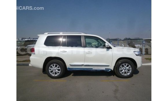 Buy Import Toyota Land Cruiser White Car in Import - Dubai in Namibia Buy Import Toyota Land Cruiser White Car in Import - Dubai in Namibia