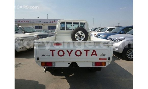 Buy Import Toyota Land Cruiser White Car in Import - Dubai in Namibia Buy Import Toyota Land Cruiser White Car in Import - Dubai in Namibia
