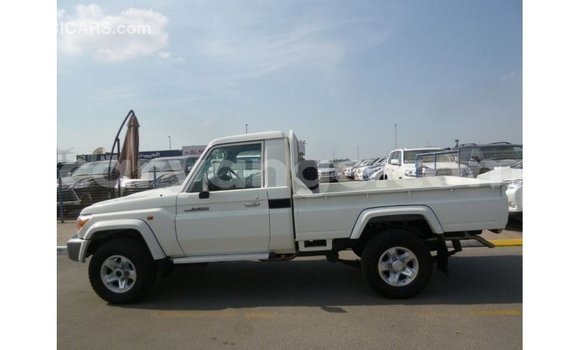 Buy Import Toyota Land Cruiser White Car in Import - Dubai in Namibia Buy Import Toyota Land Cruiser White Car in Import - Dubai in Namibia