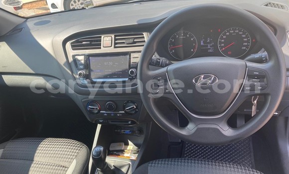 Acheter Occasion Voiture Hyundai I20 Bleu à Henties Bay, Erongo Acheter Occasion Voiture Hyundai I20 Bleu à Henties Bay, Erongo