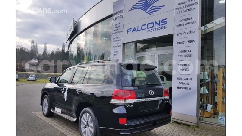 Big with watermark toyota land cruiser namibia import dubai 11281