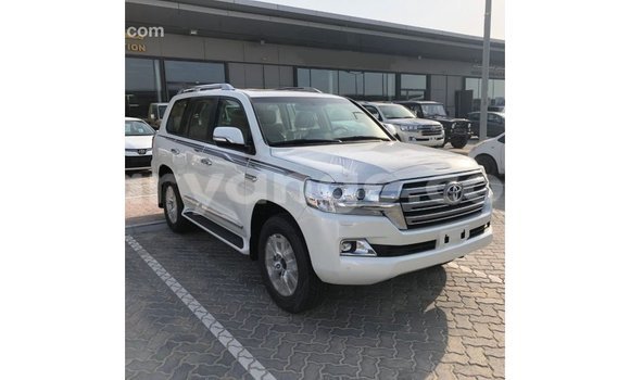 Buy Import Toyota Land Cruiser White Car in Import - Dubai in Namibia Buy Import Toyota Land Cruiser White Car in Import - Dubai in Namibia