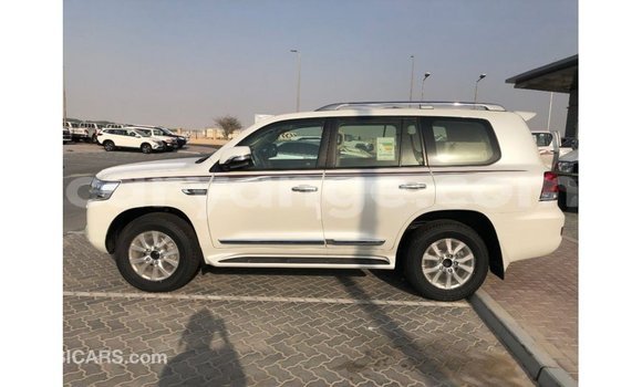 Buy Import Toyota Land Cruiser White Car in Import - Dubai in Namibia Buy Import Toyota Land Cruiser White Car in Import - Dubai in Namibia