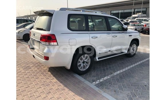 Buy Import Toyota Land Cruiser White Car in Import - Dubai in Namibia Buy Import Toyota Land Cruiser White Car in Import - Dubai in Namibia