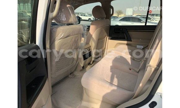 Buy Import Toyota Land Cruiser White Car in Import - Dubai in Namibia Buy Import Toyota Land Cruiser White Car in Import - Dubai in Namibia