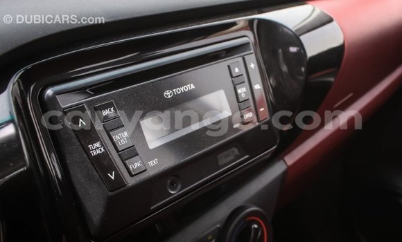 Acheter Import Voiture Toyota Hilux Blanc à Import - Dubai, Namibie Acheter Import Voiture Toyota Hilux Blanc à Import - Dubai, Namibie