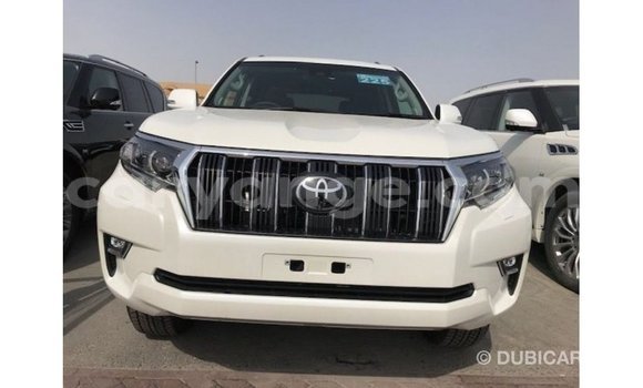 Acheter Import Voiture Toyota Prado Blanc à Import - Dubai, Namibie Acheter Import Voiture Toyota Prado Blanc à Import - Dubai, Namibie