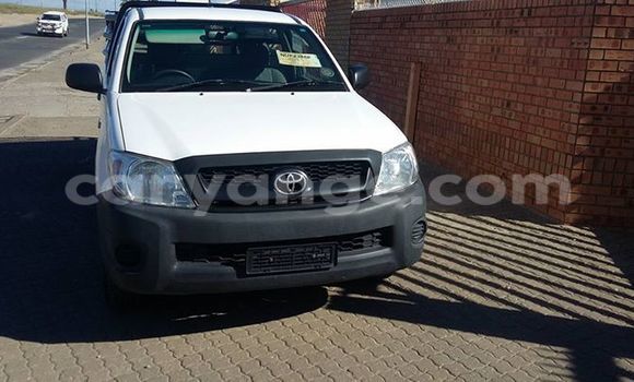 Buy Used Toyota Hilux White Car in Windhoek in Namibia Buy Used Toyota Hilux White Car in Windhoek in Namibia