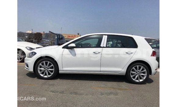 Acheter Import Voiture Volkswagen Golf Blanc à Import - Dubai, Namibie Acheter Import Voiture Volkswagen Golf Blanc à Import - Dubai, Namibie