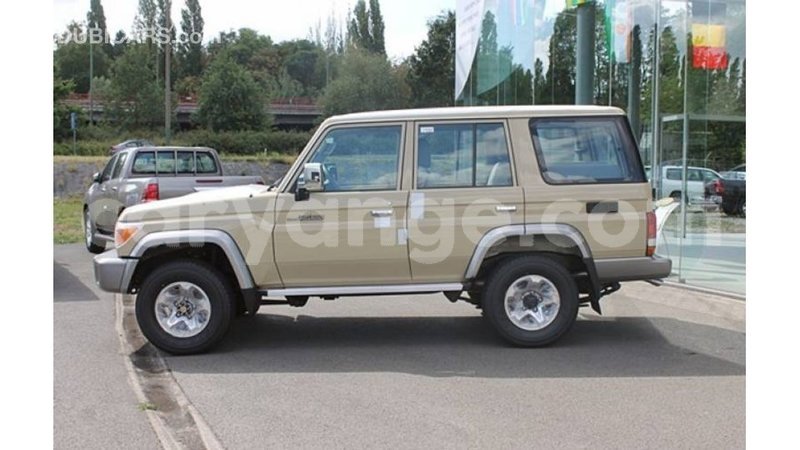 Big with watermark toyota land cruiser namibia import dubai 11339