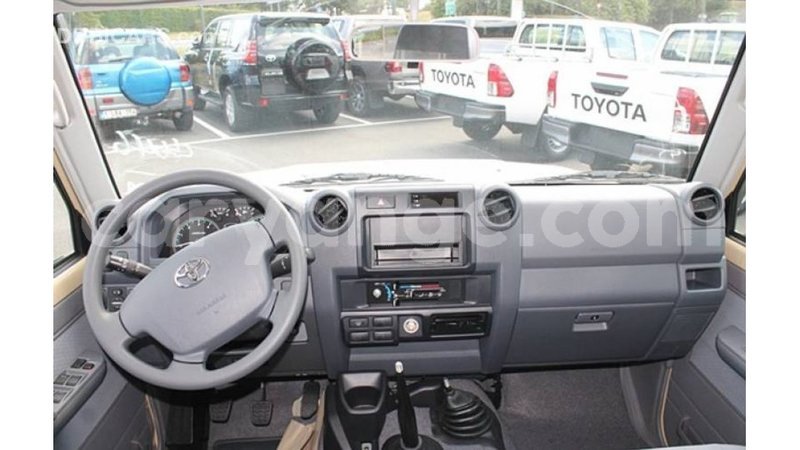 Big with watermark toyota land cruiser namibia import dubai 11339