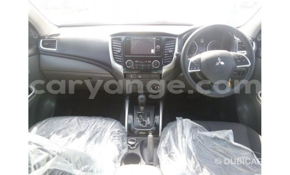 Acheter Import Voiture Mitsubishi i Autre à Import - Dubai, Namibie Acheter Import Voiture Mitsubishi i Autre à Import - Dubai, Namibie