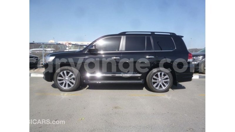 Big with watermark toyota land cruiser namibia import dubai 11350