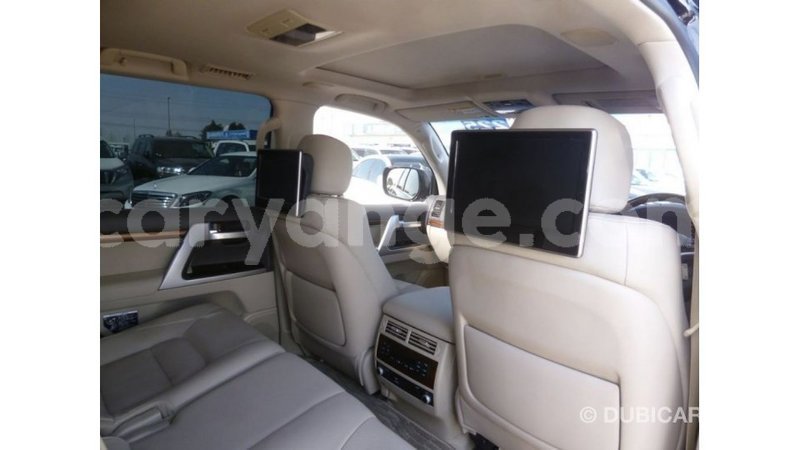 Big with watermark toyota land cruiser namibia import dubai 11350