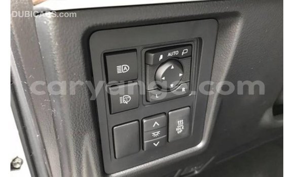 Acheter Import Voiture Toyota Prado Autre à Import - Dubai, Namibie Acheter Import Voiture Toyota Prado Autre à Import - Dubai, Namibie