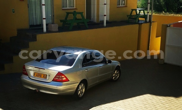 Acheter Occasion Voiture Mercedes-Benz C–Class Gris à Windhoek, Namibie Acheter Occasion Voiture Mercedes-Benz C–Class Gris à Windhoek, Namibie