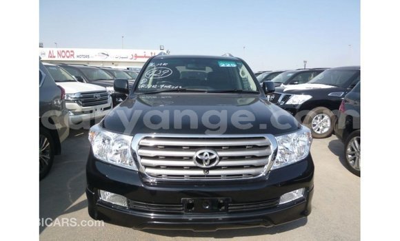 Acheter Import Voiture Toyota Land Cruiser Noir à Import - Dubai, Namibie Acheter Import Voiture Toyota Land Cruiser Noir à Import - Dubai, Namibie