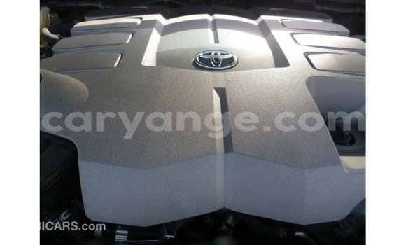 Acheter Import Voiture Toyota Land Cruiser Noir à Import - Dubai, Namibie Acheter Import Voiture Toyota Land Cruiser Noir à Import - Dubai, Namibie