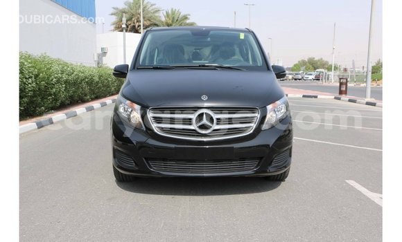 Acheter Import Voiture Mercedes-Benz 250 Noir à Import - Dubai, Namibie Acheter Import Voiture Mercedes-Benz 250 Noir à Import - Dubai, Namibie