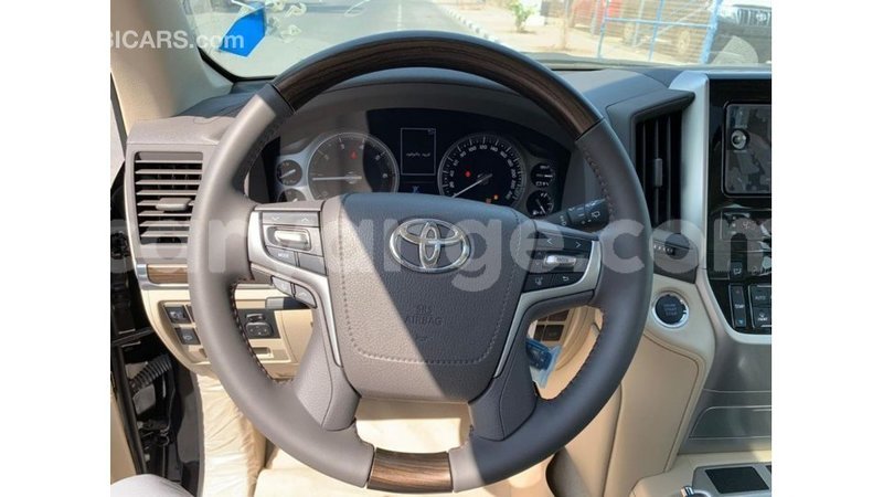 Big with watermark toyota land cruiser namibia import dubai 11384