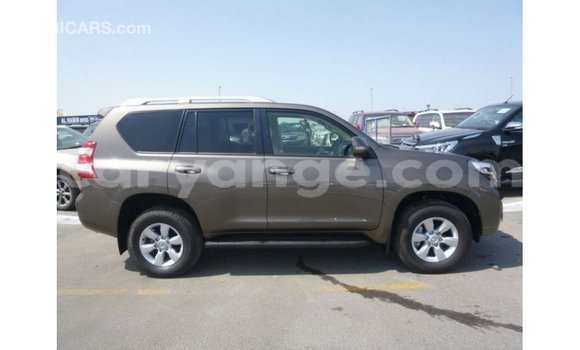 Acheter Import Voiture Toyota Prado Marron à Import - Dubai, Namibie Acheter Import Voiture Toyota Prado Marron à Import - Dubai, Namibie