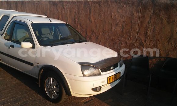 Acheter Occasion Voiture Ford Pickup Blanc à Windhoek, Namibie Acheter Occasion Voiture Ford Pickup Blanc à Windhoek, Namibie