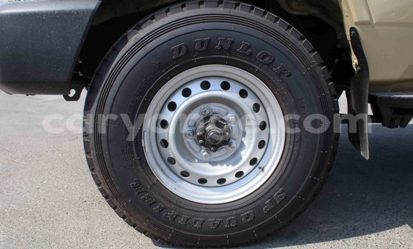 Buy Import Toyota Land Cruiser Beige Car in Import - Dubai in Namibia Buy Import Toyota Land Cruiser Beige Car in Import - Dubai in Namibia