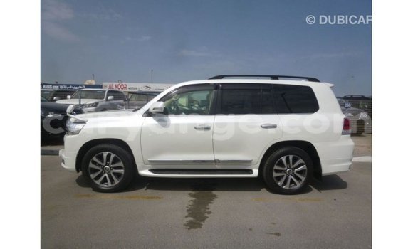 Buy Import Toyota Land Cruiser White Car in Import - Dubai in Namibia Buy Import Toyota Land Cruiser White Car in Import - Dubai in Namibia