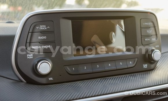 Buy Import Hyundai Tucson White Car in Import - Dubai in Namibia Buy Import Hyundai Tucson White Car in Import - Dubai in Namibia