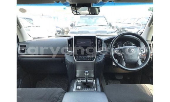 Buy Import Toyota Land Cruiser White Car in Import - Dubai in Namibia Buy Import Toyota Land Cruiser White Car in Import - Dubai in Namibia