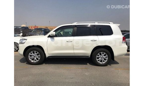 Buy Import Toyota Land Cruiser White Car in Import - Dubai in Namibia Buy Import Toyota Land Cruiser White Car in Import - Dubai in Namibia