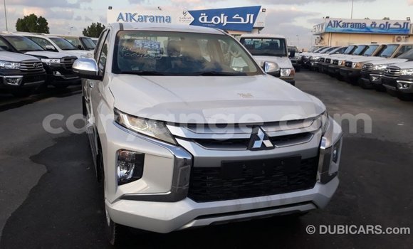 Buy Import Mitsubishi L200 White Car in Import - Dubai in Namibia Buy Import Mitsubishi L200 White Car in Import - Dubai in Namibia