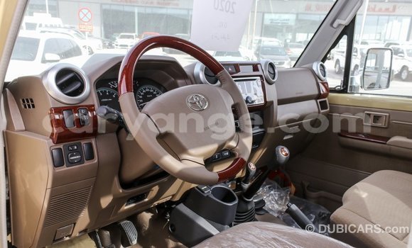 Buy Import Toyota Land Cruiser Beige Car in Import - Dubai in Namibia Buy Import Toyota Land Cruiser Beige Car in Import - Dubai in Namibia