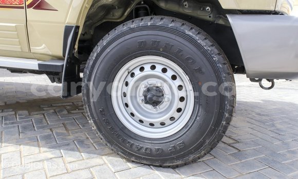 Buy Import Toyota Land Cruiser Beige Car in Import - Dubai in Namibia Buy Import Toyota Land Cruiser Beige Car in Import - Dubai in Namibia