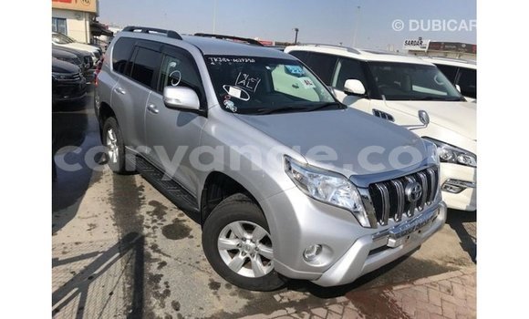 Acheter Import Voiture Toyota Prado Autre à Import - Dubai, Namibie Acheter Import Voiture Toyota Prado Autre à Import - Dubai, Namibie